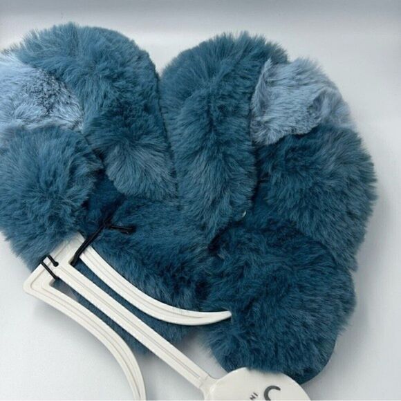 New Women's Faux-Fur Solid Crossband Slippers celestial size 7/8 - Picture 5 of 5